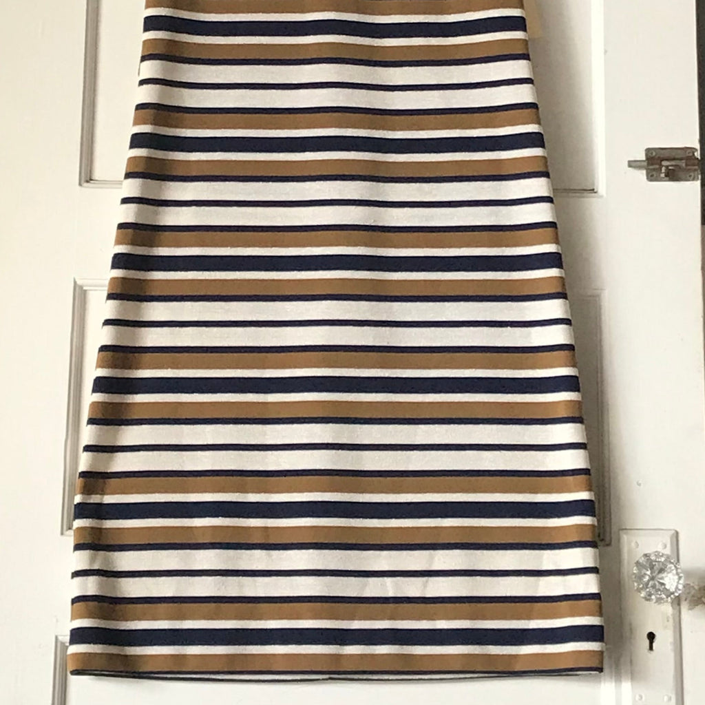 V NECK STRIPE KNIT DRESS