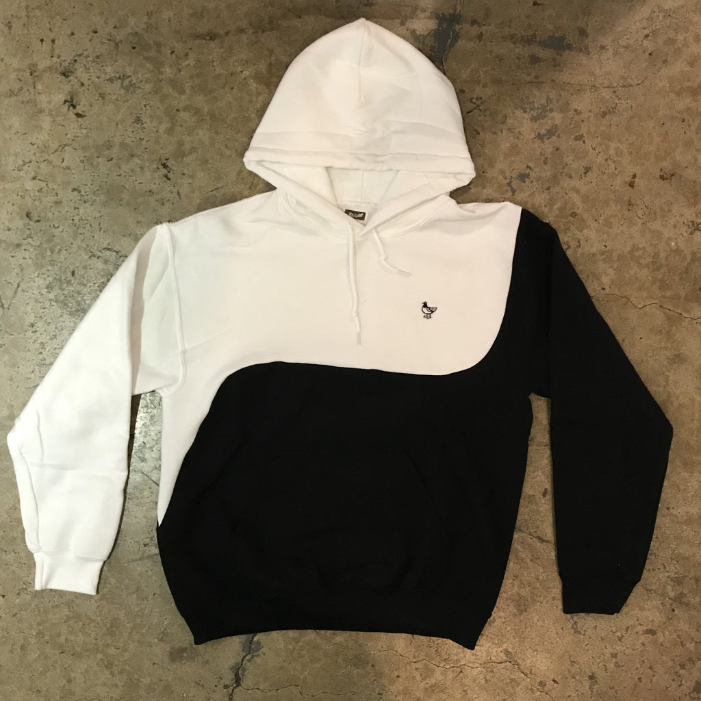 Mucho Aloha - Ying Yang Sweatshirt (White / Black)