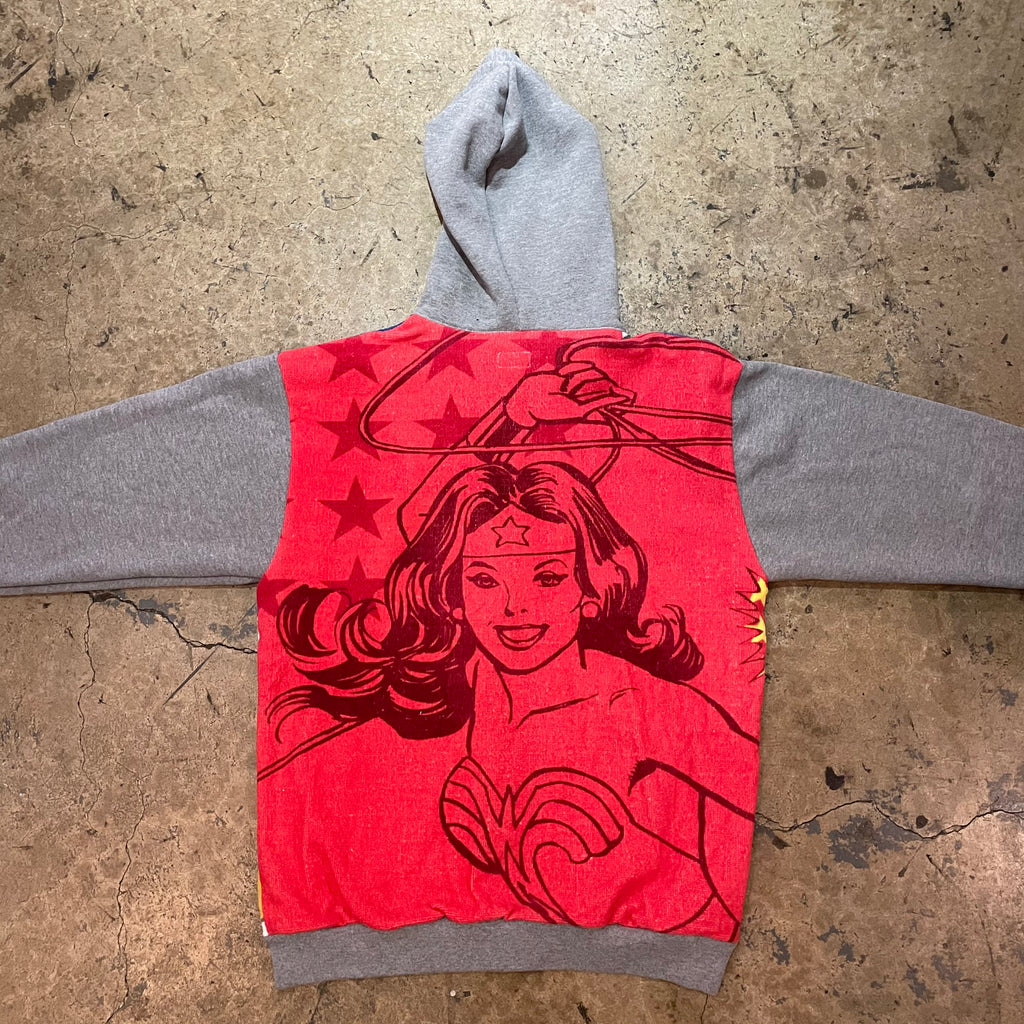 Yokishop - Wonder Woman Beach Towel Hoodie